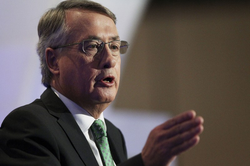 Deputy Prime Minister and Treasurer Wayne Swan delivers his post Budget Press Club address in the Great Hall on May 15, 2013 in Canberra, Australia. Wayne Swan yesterday delivered his sixth federal budget revealing a $19.4 billion deficit and a plan to reach a surplus by 2016/2017 should Labour win the next federal election September 14.