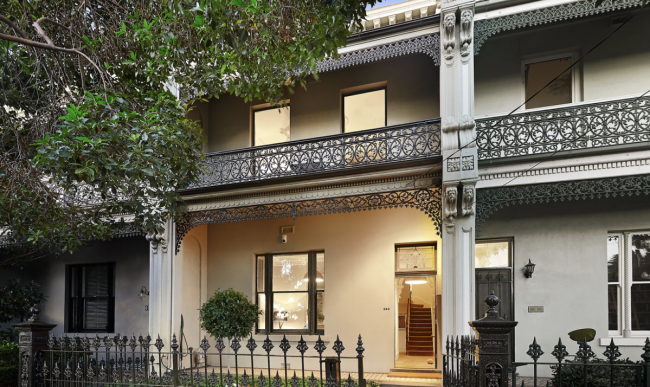 weekend property wrap