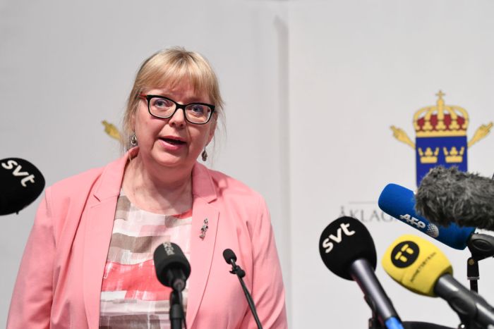 Assange rape investigation reopens