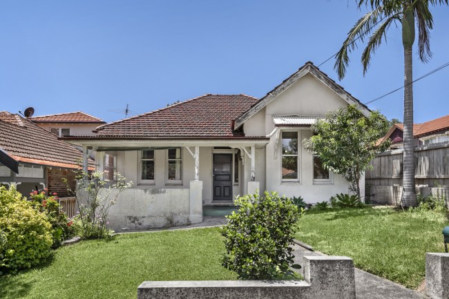 weekend property wrap June 1