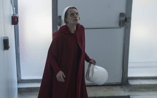 Elisabeth Moss The Handmaid's Tale