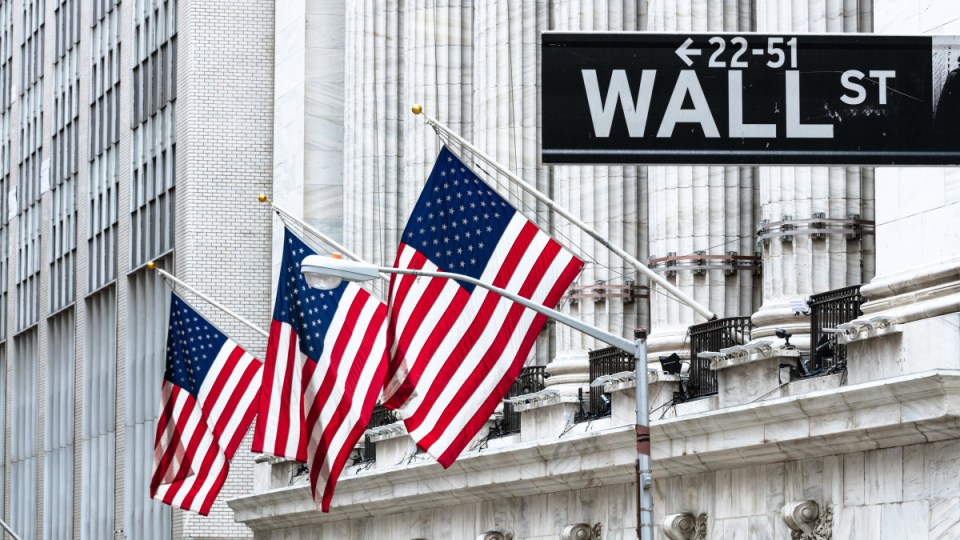markets soar despite gloomy global economy