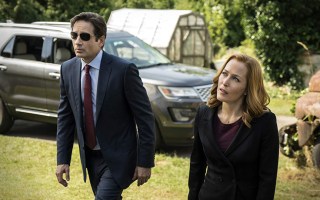 The X Files Scully and Mulder