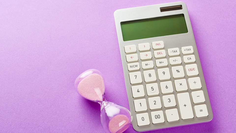 A calculator and hourglass.