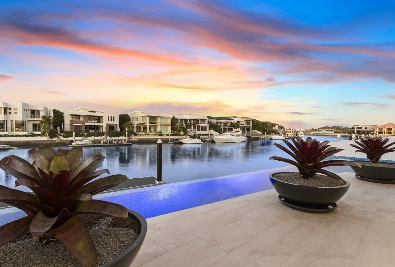 weekend auction wrap July 27