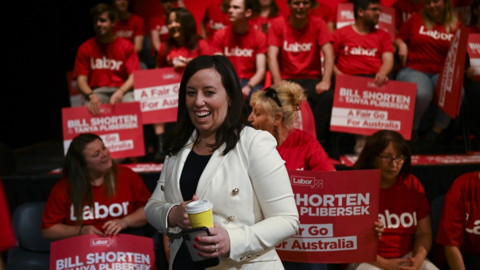 labor chinese donations icac