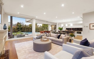 weekend auction wrap Sept 14