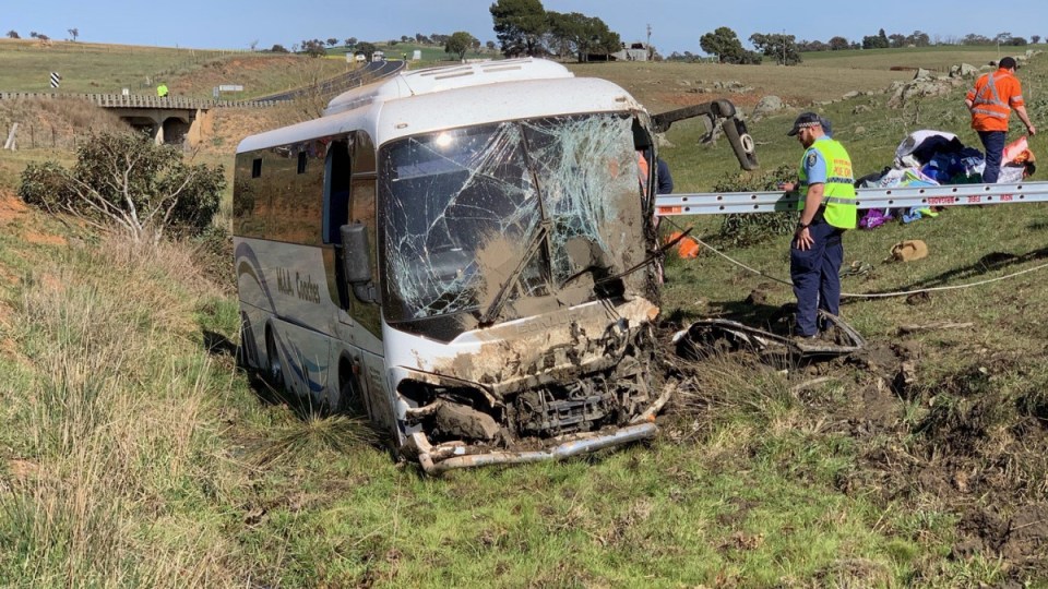 nsw bus crash
