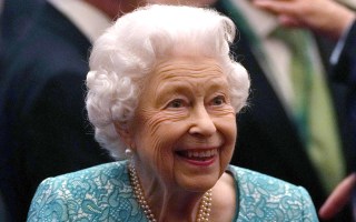 queen remembrance day