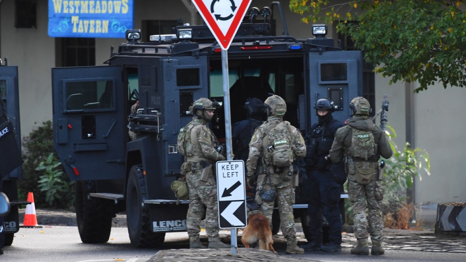pub siege