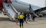 qantas plane evacuate slides