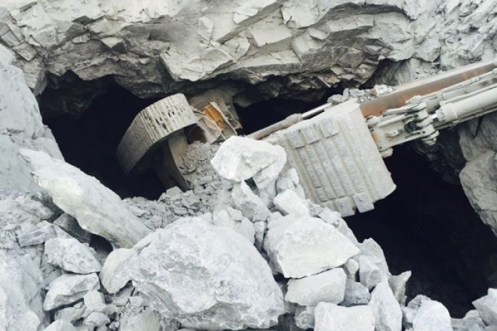 mine worker buried court