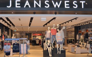 jeanswest