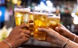 Vaccinations at pubs part of Australia rollout