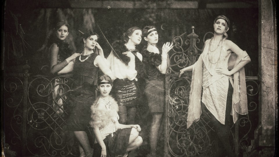 Roaring twenties fashion