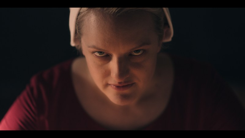 Elisabeth Moss in <i> The Handmaid's Tale </i>.