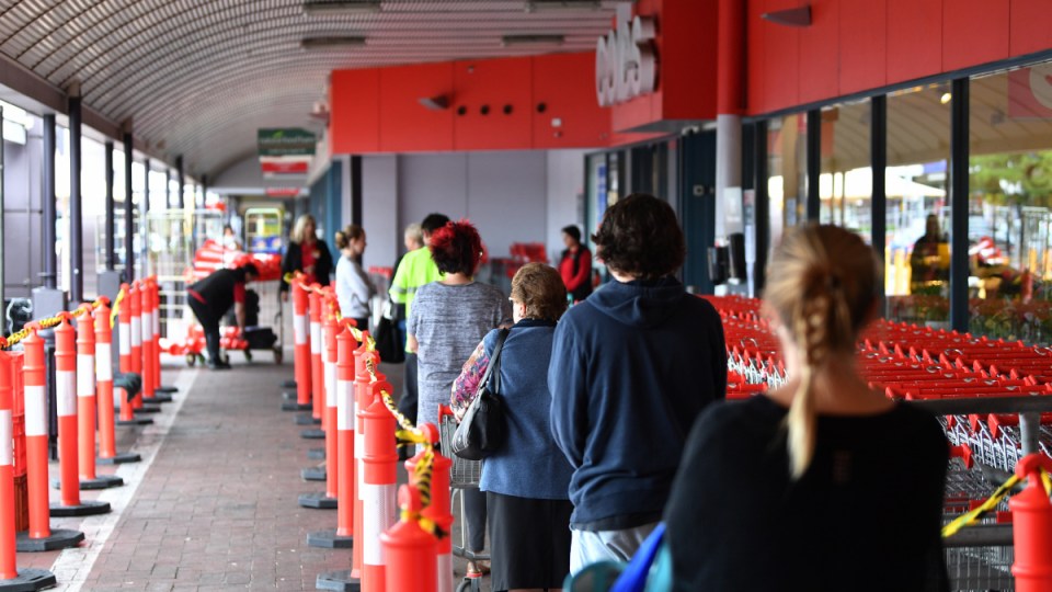supermarket assault coronavirus queue