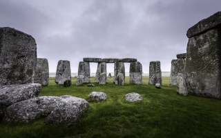 stonehenge-circle