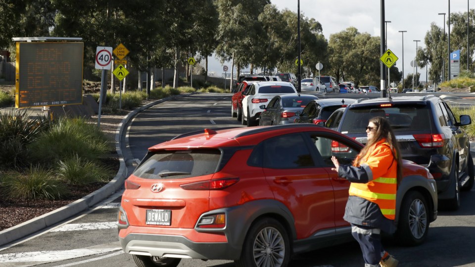 victoria covid spike states