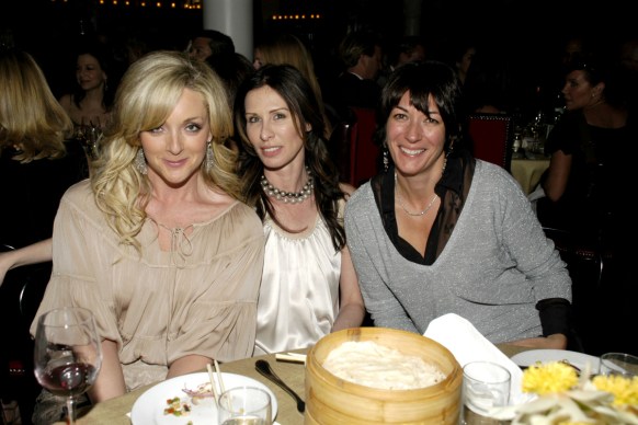 Jane Krakowski, Carole Radziwill and Ghislaine Maxwell 2007