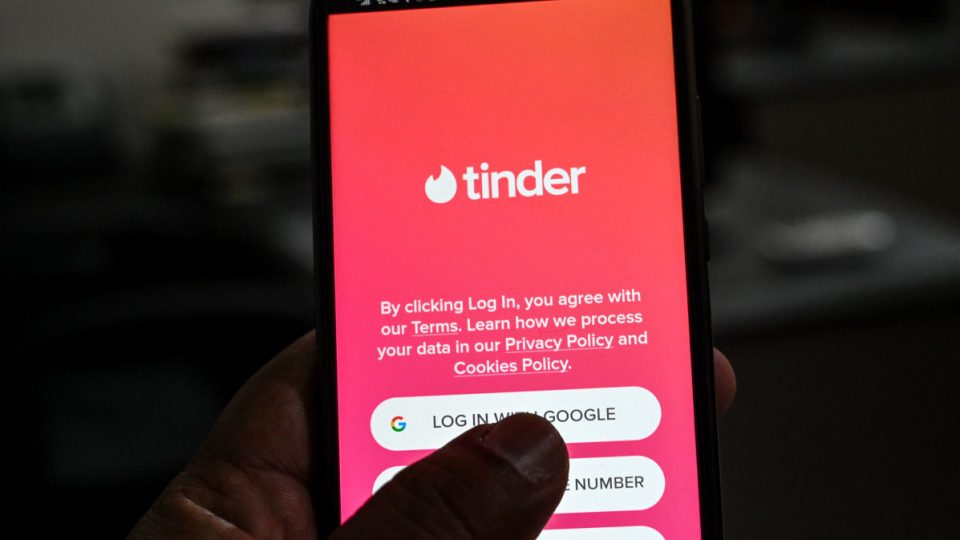 queensland police tinder