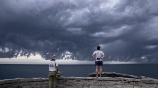 thunderstorms nsw victoria