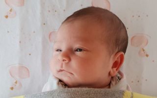 siti kamal baby phone