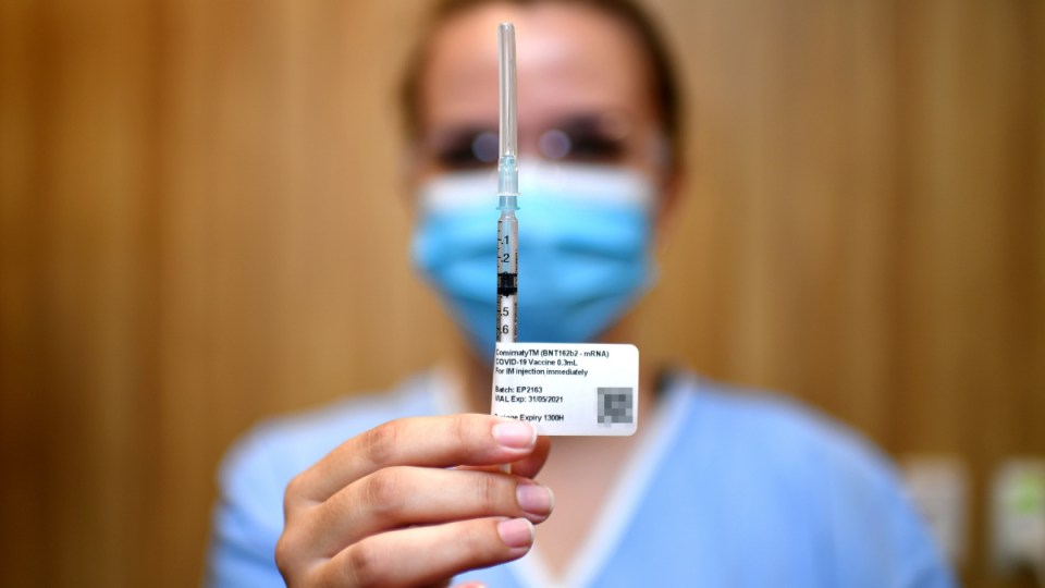 pfizer omicron booster