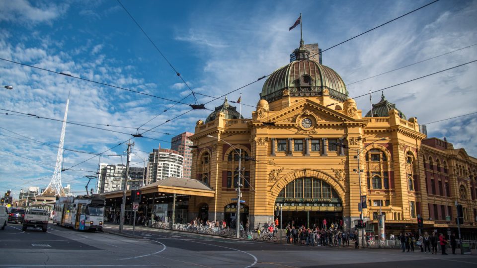 victoria police tackle