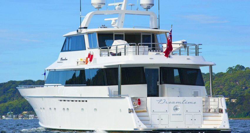 yacht covid queensland