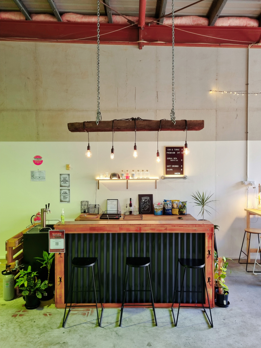 Narrow Tracks Bar in Cairns