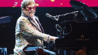 Elton John jet failure