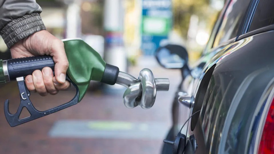 petrol prices cars