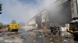 canberra recycling fire