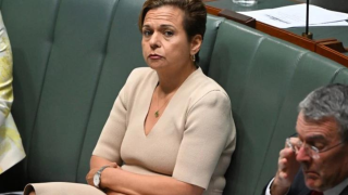 Michelle Rowland donations