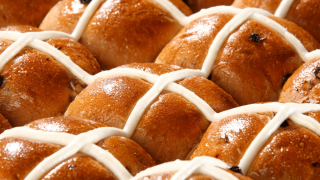 Hot cross buns