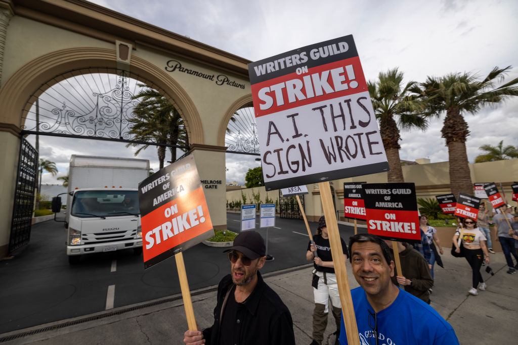  People picket outside of Paramount Pictures studios during the Hollywood writers strike 