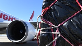 qantas china eastern