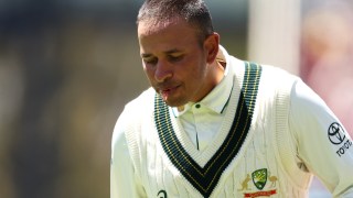 usman khawaja injury adelaide