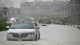 rain dubai floods