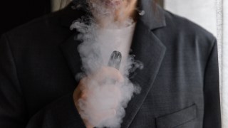 vaping-Australia-youth