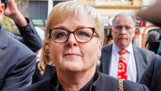 Linda Reynolds