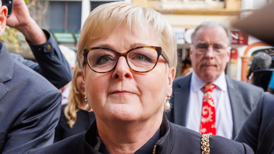 Linda Reynolds