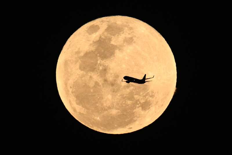 Harvest supermoon