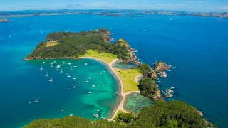 bay of islands