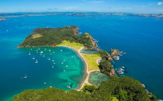 bay of islands