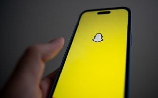 Aus teens being pushed towards violence online