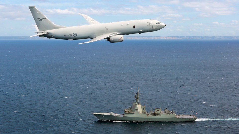 china raaf plane flares