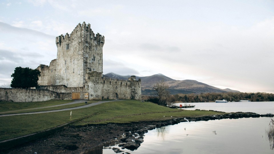 lonely planet drive ireland