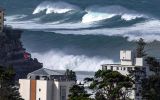 Sydney waves